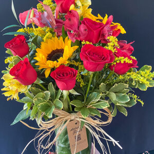 Atelier das Flores - Arranjo Rosas e Girassol