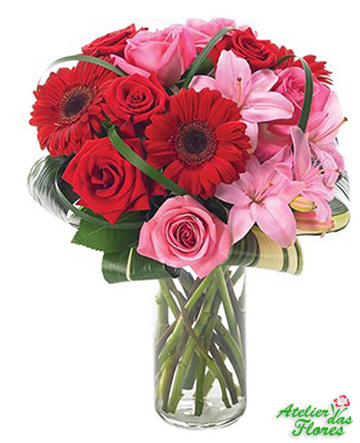 Atelier das Flores - Arranjo de Rosas, Gérberas e Lírios