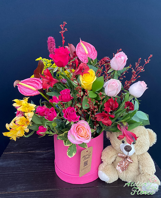Atelier das Flores - Box Pink Exuberance com Pelúcia