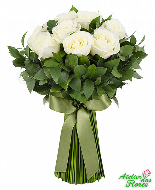 Atelier das Flores - Buquê Exuberante de Rosas Brancas