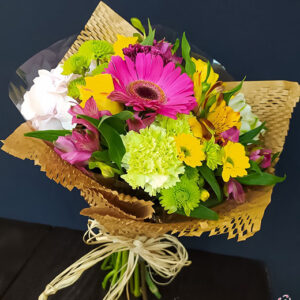 Atelier das Flores - Buquê de Flores Mistas Médio