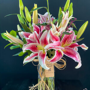 Atelier das Flores - Arranjo de Lírios Pink