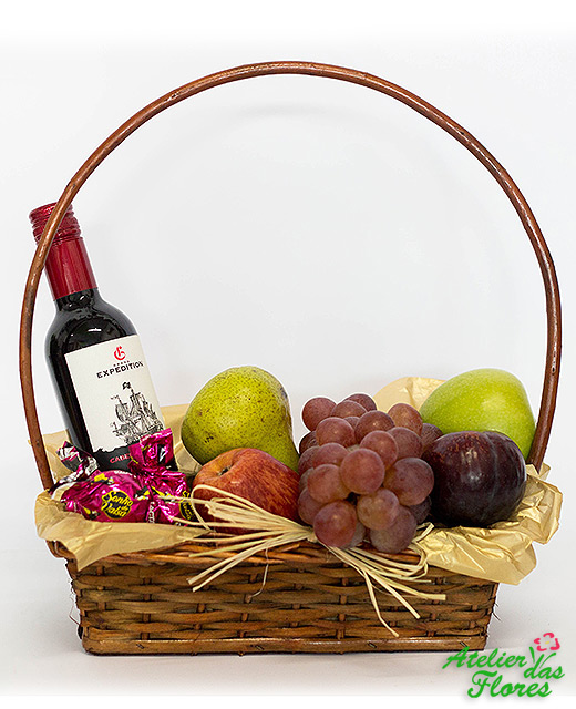 Atelier das Flores - Cesta de Vinho e Frutas