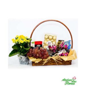 Atelier das Flores - Cesta de Vinho e Queijos